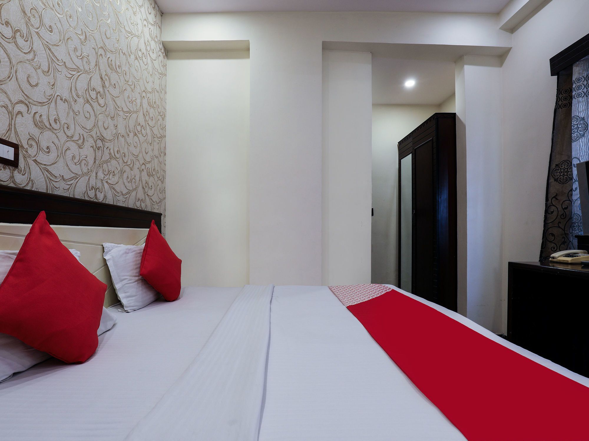 Oyo 16539 Grand Sandarshini Inn Hyderabad Exterior foto